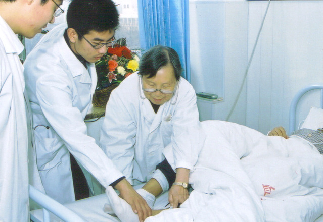 崇科学之道礼医患之情追思中国血液学事业的先驱者杨崇礼教授